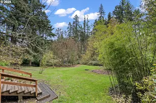 1867 Fircrest Dr, Eugene, OR 97403 - Photo 39