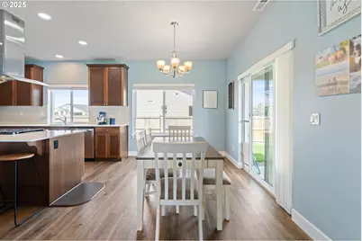 280 NW Double Eagle Ave, Madras, OR 97741 - Photo 11