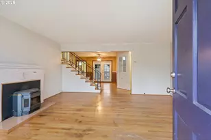 3607 SE 130th Ave, Portland, OR 97236 - Photo 3