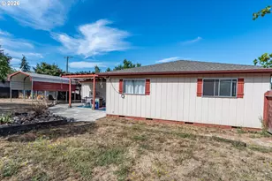 225 SE Stevenson Ave, Myrtle Creek, OR 97457 - Photo 35