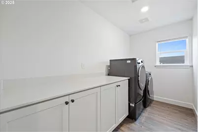 1678 Wilson St, Umatilla, OR 97882 - Photo 27