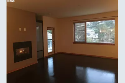 7910 SW 31st Ave #306, Portland, OR 97219 - Photo 3