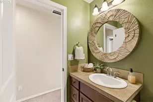 815 NW 1st Ave, Canby, OR 97013 - Photo 25