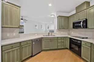 7095 NE Rocky Brook St, Hillsboro, OR 97124 - Photo 11