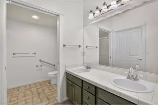 7095 NE Rocky Brook St, Hillsboro, OR 97124 - Photo 17