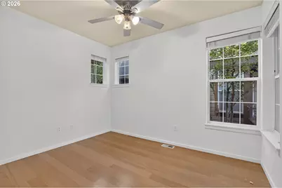 7095 NE Rocky Brook St, Hillsboro, OR 97124 - Photo 9