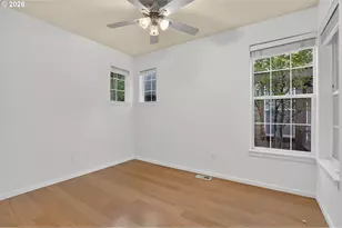 7095 NE Rocky Brook St, Hillsboro, OR 97124 - Photo 9