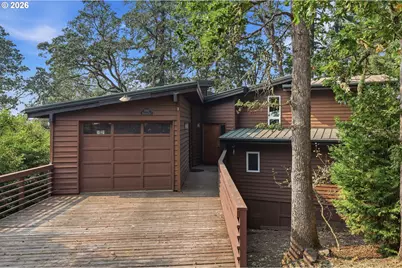 3067 Whitbeck Blvd, Eugene, OR 97405 - Photo 1