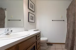 645 SE 4th St, Newport, OR 97365 - Photo 23