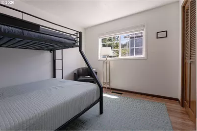 645 SE 4th St, Newport, OR 97365 - Photo 23