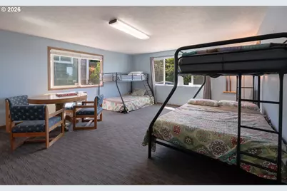 645 SE 4th St, Newport, OR 97365 - Photo 15