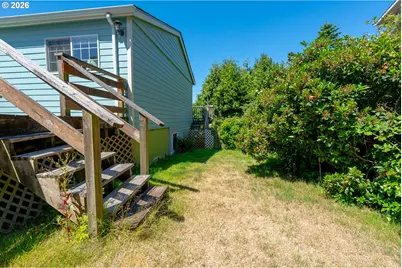 645 SE 4th St, Newport, OR 97365 - Photo 29