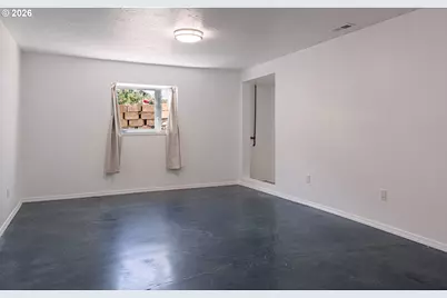 645 SE 4th St, Newport, OR 97365 - Photo 29