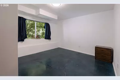 645 SE 4th St, Newport, OR 97365 - Photo 25