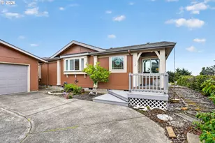 638 NE 55th St, Newport, OR 97365 - Photo 3