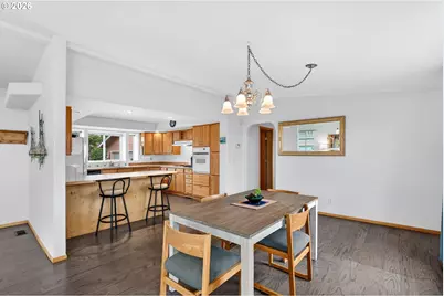 638 NE 55th St, Newport, OR 97365 - Photo 9