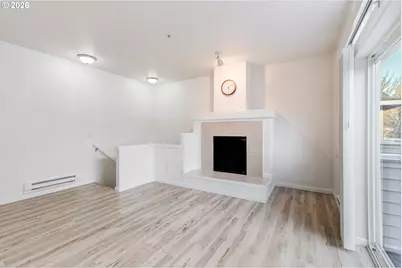 10857 SW Canterbury Ln #202, Tigard, OR 97224 - Photo 7