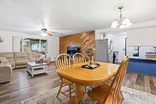 224 6th St, Dayton, OR 97114 - Photo 9