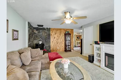 4615 SE Roethe Rd, Milwaukie, OR 97267 - Photo 5