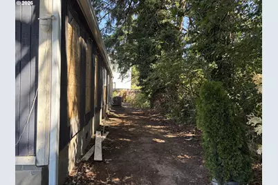 3280 SE 127th Pl, Portland, OR 97236 - Photo 25