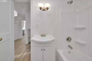 455 S 38th St, Springfield, OR 97478 - Photo 25