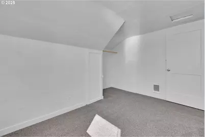 455 S 38th St, Springfield, OR 97478 - Photo 29