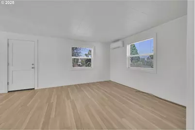 455 S 38th St, Springfield, OR 97478 - Photo 15