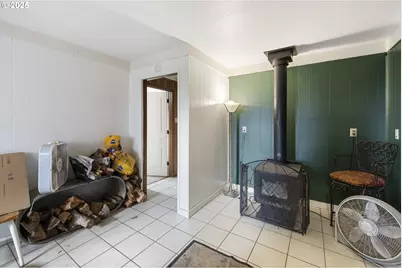 1824 NE Waterfront St, Newberg, OR 97132 - Photo 19