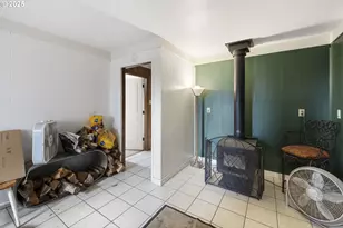 1824 NE Waterfront St, Newberg, OR 97132 - Photo 19