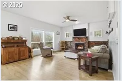 40971 Deerhorn Rd, Springfield, OR 97478 - Photo 45