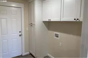 3360 Bryson Way, Medford, OR 97504 - Photo 15