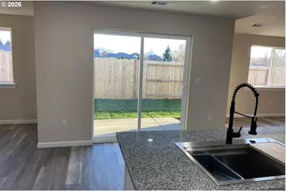 3360 Bryson Way, Medford, OR 97504 - Photo 3