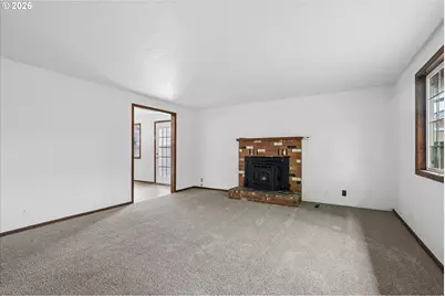 3648 Plumtree Dr, Eugene, OR 97402 - Photo 7