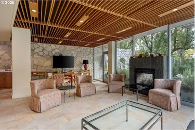 2323 SW Park Pl #1006, Portland, OR 97205 - Photo 43