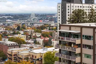 2323 SW Park Pl, Portland, OR 97205 - Photo 37