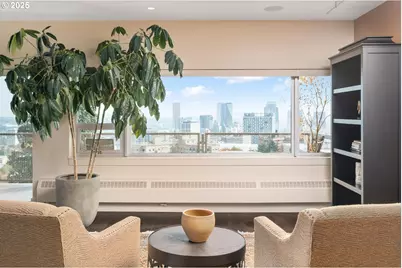 2323 SW Park Pl #1006, Portland, OR 97205 - Photo 13