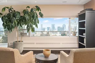 2323 SW Park Pl, Portland, OR 97205 - Photo 13