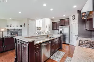 10703 NW Glenmore Way, Portland, OR 97229 - Photo 7