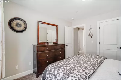 10703 NW Glenmore Way, Portland, OR 97229 - Photo 21