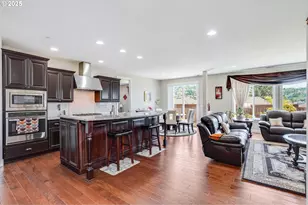 10703 NW Glenmore Way, Portland, OR 97229 - Photo 5