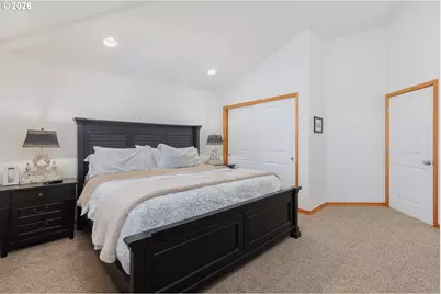 910 NW Oceania Dr, Waldport, OR 97394 - Photo 11