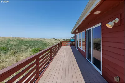 910 NW Oceania Dr, Waldport, OR 97394 - Photo 33