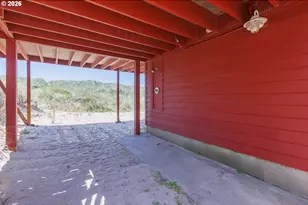 910 NW Oceania Dr, Waldport, OR 97394 - Photo 29