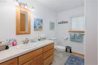 910 NW Oceania Dr, Waldport, OR 97394 - Photo 21