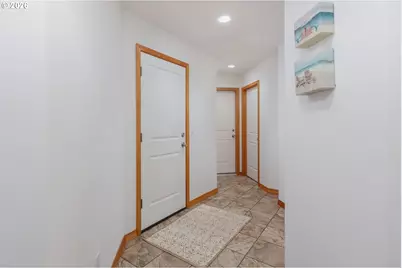 910 NW Oceania Dr, Waldport, OR 97394 - Photo 19
