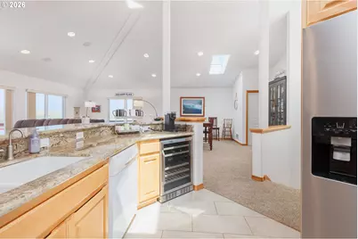 910 NW Oceania Dr, Waldport, OR 97394 - Photo 9