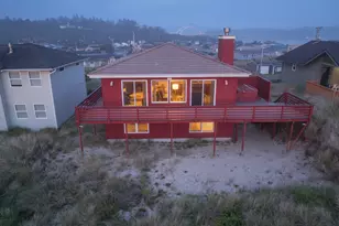 910 NW Oceania Dr, Waldport, OR 97394 - Photo 23