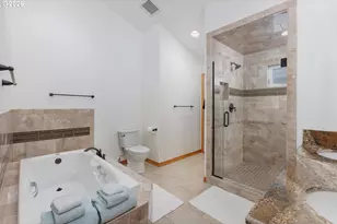 910 NW Oceania Dr, Waldport, OR 97394 - Photo 13
