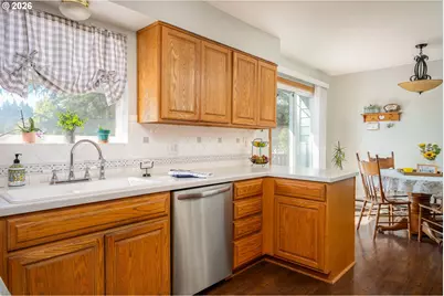9800 SW Hillsboro Hwy, Hillsboro, OR 97123 - Photo 17
