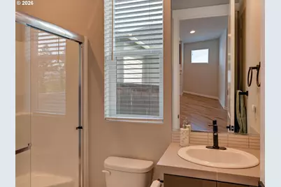 291 W 17th St, Lafayette, OR 97127 - Photo 17